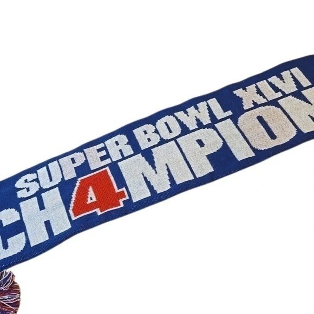 BUNDLE New York Giants Kid's Youth PomPom Winter Hat & Scarf Team Apparel Sports